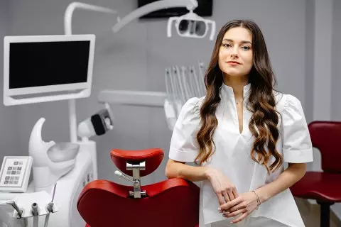 bigstock-A-Young-Pretty-Female-Dentist-476533349